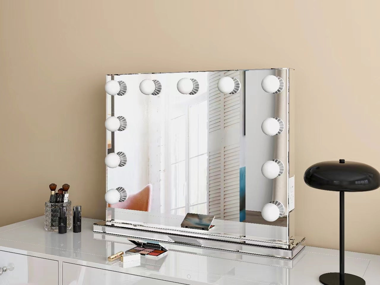 Miroir Courtoisie Rectangulaire Blanc LED Moderne Ampoules Base en situation