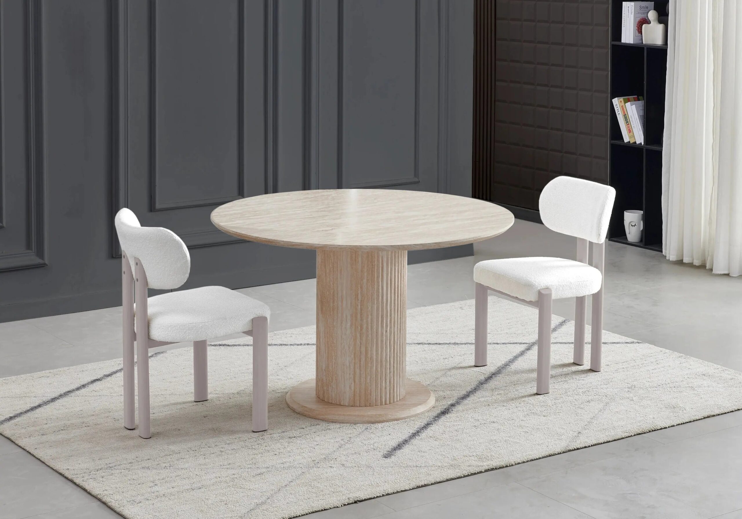 0 4714.jpg Ensemble Table Ronde Chaises Inaya Travertin Bouclées Beiges