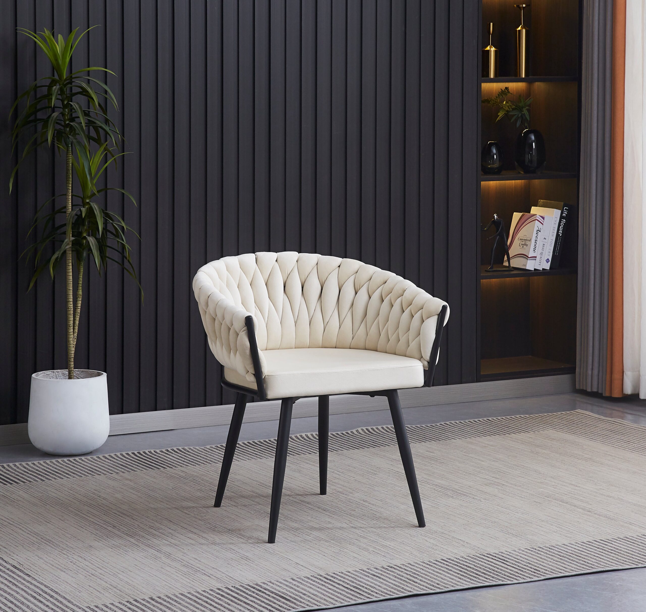 0 4817.jpg Lot de 2 chaises TRESSEES Velours Pied en métal noir - écru