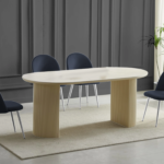 Ensemble Table Travertin Beige Chaises Argentées Pieds Noirs